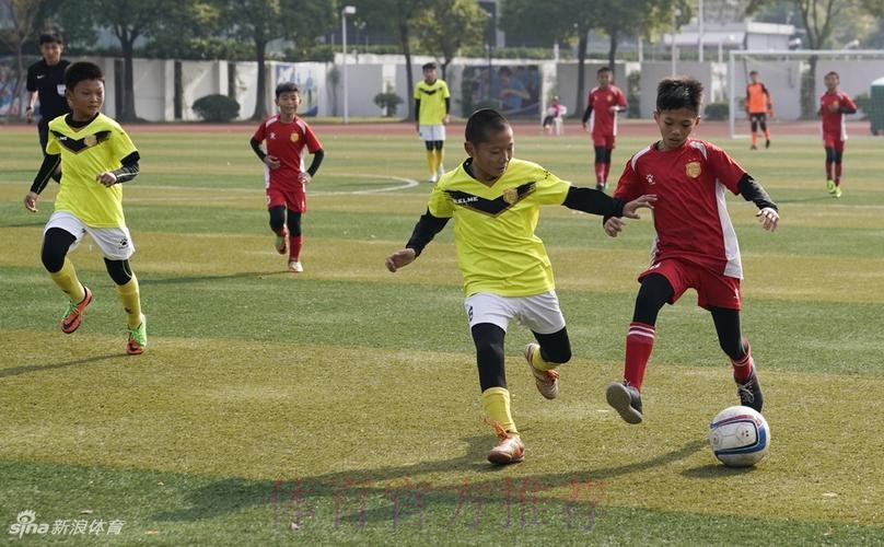 燕京啤酒2017中国足协杯种子计划进校园活动举行